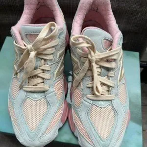 US 9.5 - New Balance 9060 Low top light blue/pink men\'s sports casual shoes New Balance | Shoes | Us 95 New Balance 960 Low Top Light  main image 3